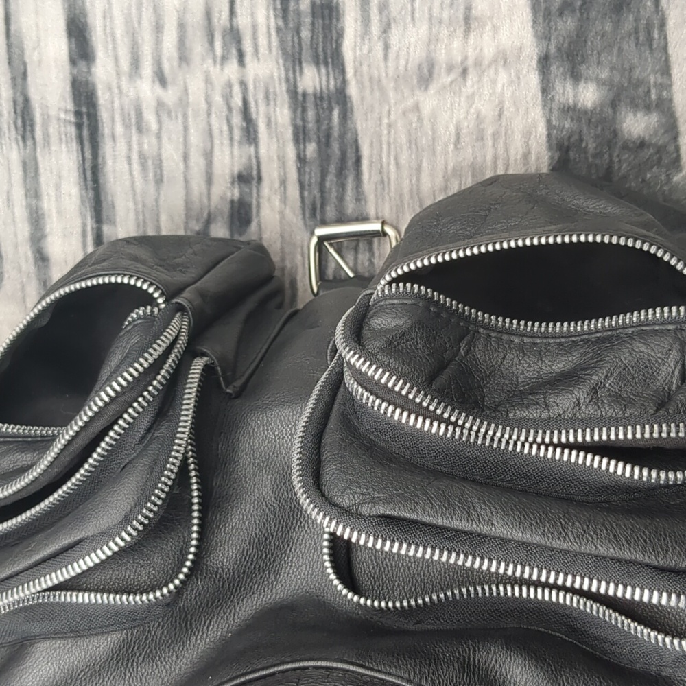 Pele Che Coco Black Leather Bag - Picture 11 of 14